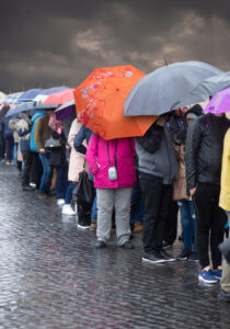 queue wet raining weather